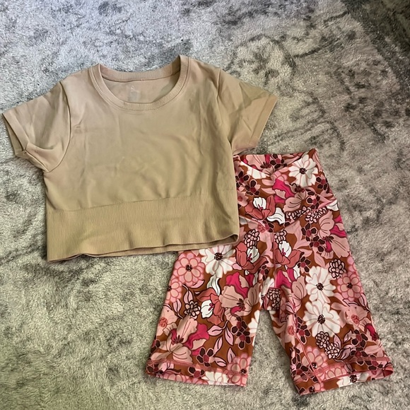 Aerie workout set - Picture 1 of 5